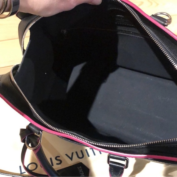 LOUIS VUITTON EPI Vaneau GM Black Hot Pink EUC - Picture 15 of 16